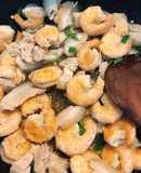 Tôm thịt ram nước dừa