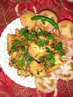 अचारी फूल गोभी (achari phul gobhi recipe in hindi) रेसिपी मुख्य फोटो