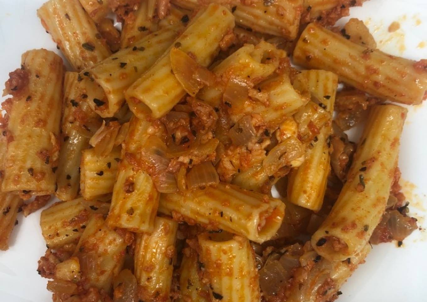 442. Tortiglioni con salsa de sobrasada y queso brie (principal pasta)