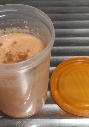 Una foto de Dip dulce light de zanahoria y manzana con canela (sin azúcar)