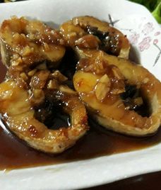 cá nhồng sốt mắm