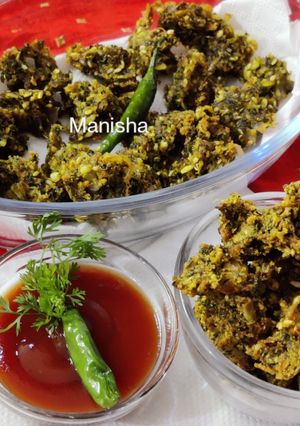 A picture of Mung Bean Sprout Fritters.