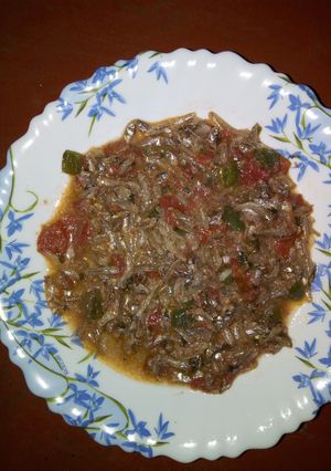 A picture of My Traditional way of Cooking Omena.