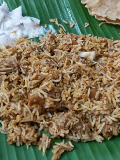 காளான் ப்ரைடு ரைஸ் (Kaalaan fried rice recipe in tamil) செய்முறை முக்கிய புகைப்படம்