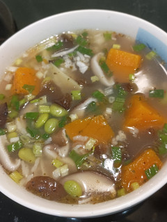 電鍋毛豆南瓜粥 的食譜成品照片