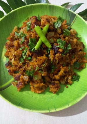 झुणका (Zunka Recipe In Marathi) रेसिपी चे मुख्य फोटो 