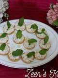 Herbed Labneh Canapes