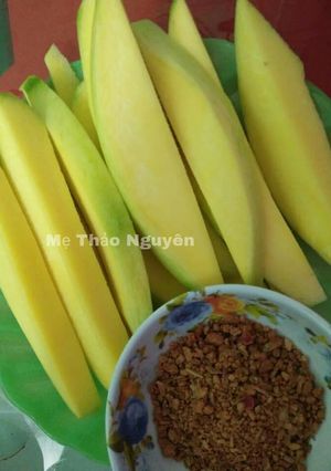 Hình của món Xoài Chấm Muối Tôm.