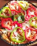 Pizza de pimientos con salsa napolitana