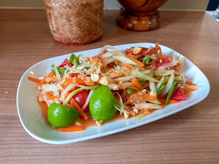 Cara Membuat Som tam (ส้มตำ) - Salad pepaya muda Kekinian