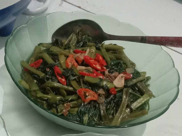 Cara Gampang Membuat Tumis kangkung, Lezat Sekali