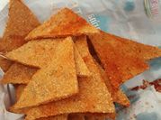 Una foto de nachos con polenta faciles