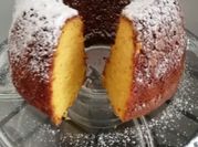 Una foto de torta de naranja