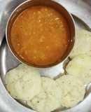 Sambar with idli