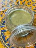 Sauce salade au roquefort, herbes aromatiques et moutarde fine