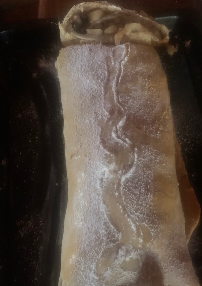 Una foto de Strudel de manzana