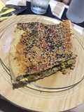 Tarta de sardinas, choclo y aceitunas