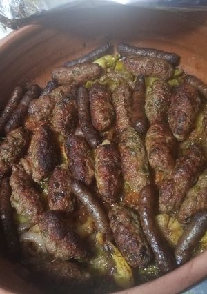 صورة لوصفة طاجن كفته وسدق بالبطاطس