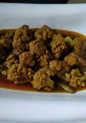 A picture of Charcoal Cauliflower.