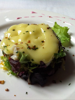 Una foto de Ensalada de bacalao al pil-pil