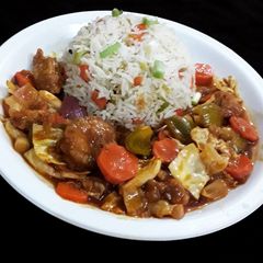 A picture of Schezwan chilli chicken & fried rice.