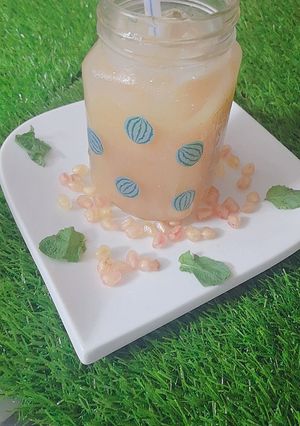A picture of Anar ka juice.