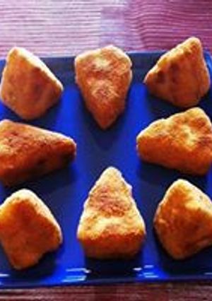 Una foto de Queso rebozado con mermelada de piquillos
