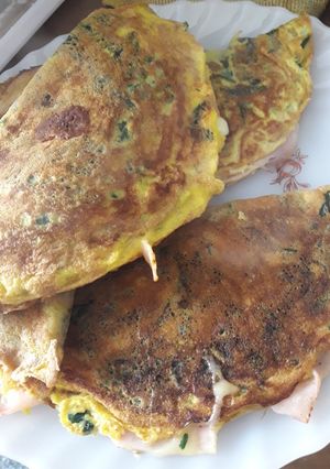 Una foto de Omeletts de espinaca rellenos