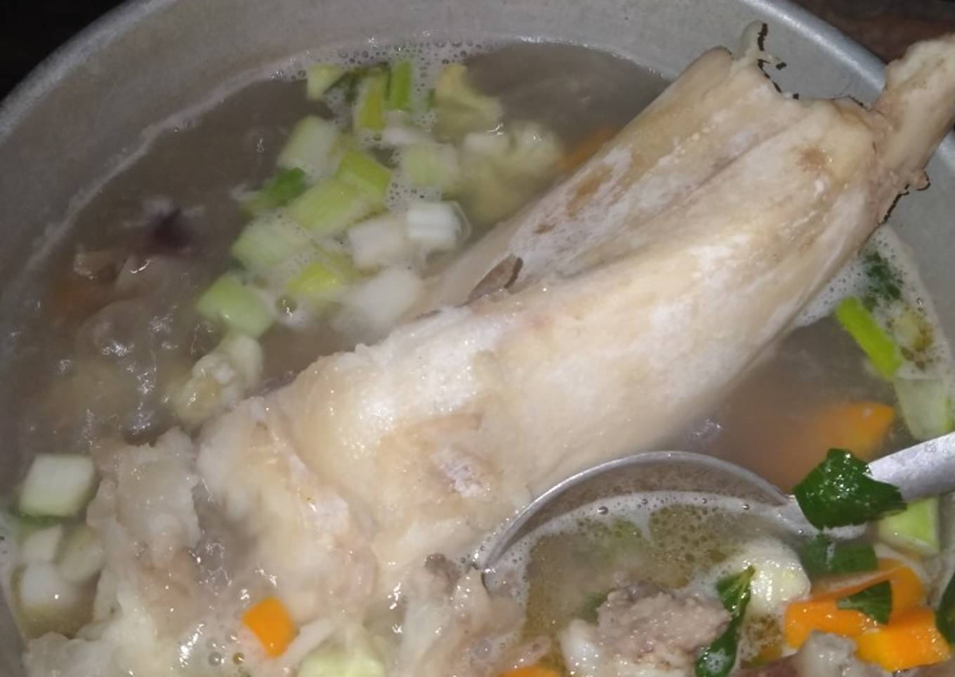 Sop tulang sapi