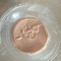 A picture of Thousand Island sauce.