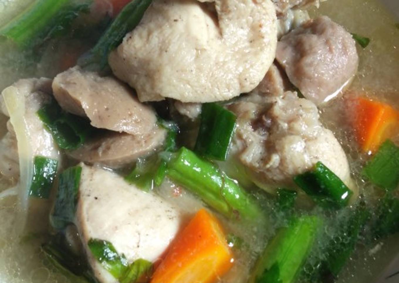Sup ayam Enak, seger, gurih