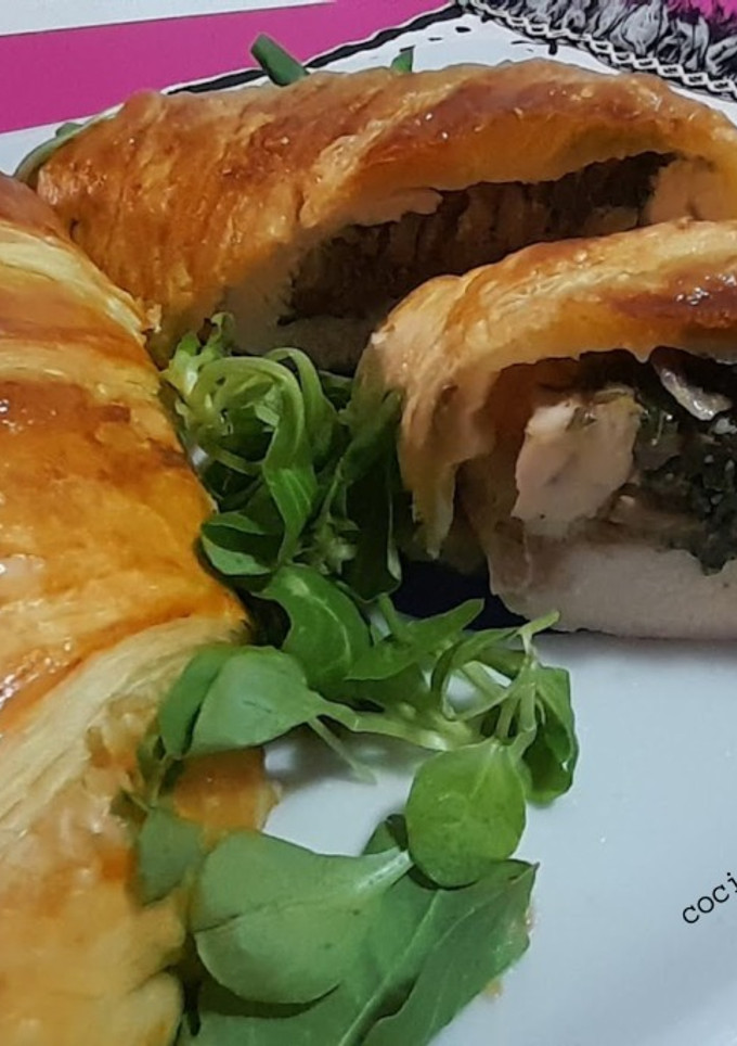 Una foto de Pollo en hojaldre con relleno de setas variadas -en airfryer-