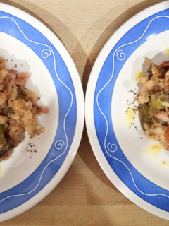 Una foto de Salteado de Alubias y Espárragos Trigueros con Anchoas