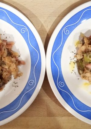 Una foto de Salteado de Alubias y Espárragos Trigueros con Anchoas
