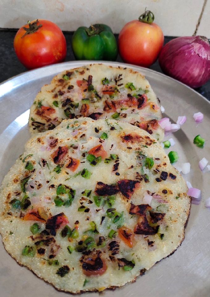 उत्तपम (uttapam recipe in Hindi) रेसिपी मुख्य फोटो