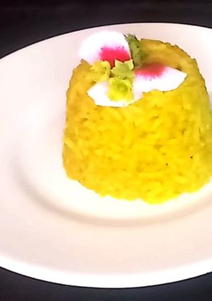 Una foto de Arroz pilaf amarillo