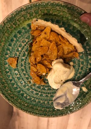 A picture of Old skool cornflake tart.
