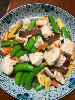蠔油雞丁炒時蔬 的食譜成品照片
