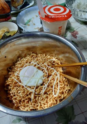 Hình của món Mì trộn cay 2x hàn quốc với đơn giản mà ngon té lưỡi 🌶️🌶️🌶️.