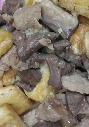 Hình của món Thịt kho với đậu phụ.