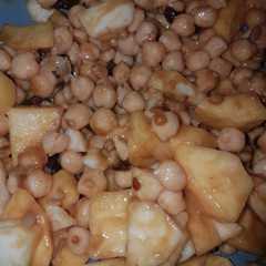 Una foto de Ensalada con vinagreta de crema de cacahuete