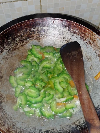 Langkah Mudah untuk Membikin Resep Tumis pare yang Enak Banget Anti Ribet, Mantap