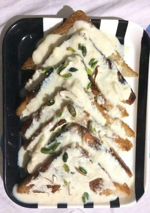 A picture of Bread shahi tukda.