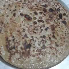 A picture of Aloo ka paratha.
