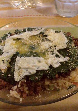 Una foto de Bimbap de espinaca y queso🤤