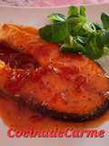 Salmón con salsa de mermelada de tomate, naranjada y romero 😋