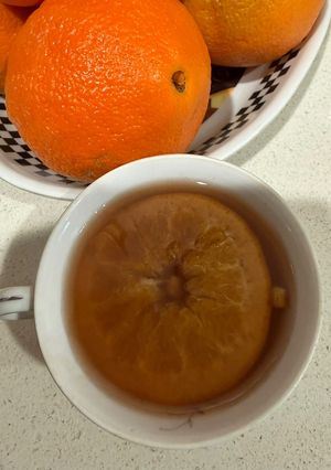 Hình của món Orange mix cinnamon (nước cam và quế).