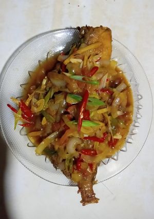 Foto resep Ikan goreng saus tiram pedas