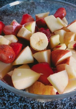A picture of Honey Fruit salad.