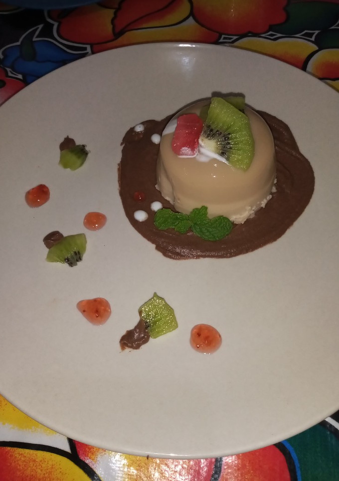Una foto de Panna cotta de licor de café